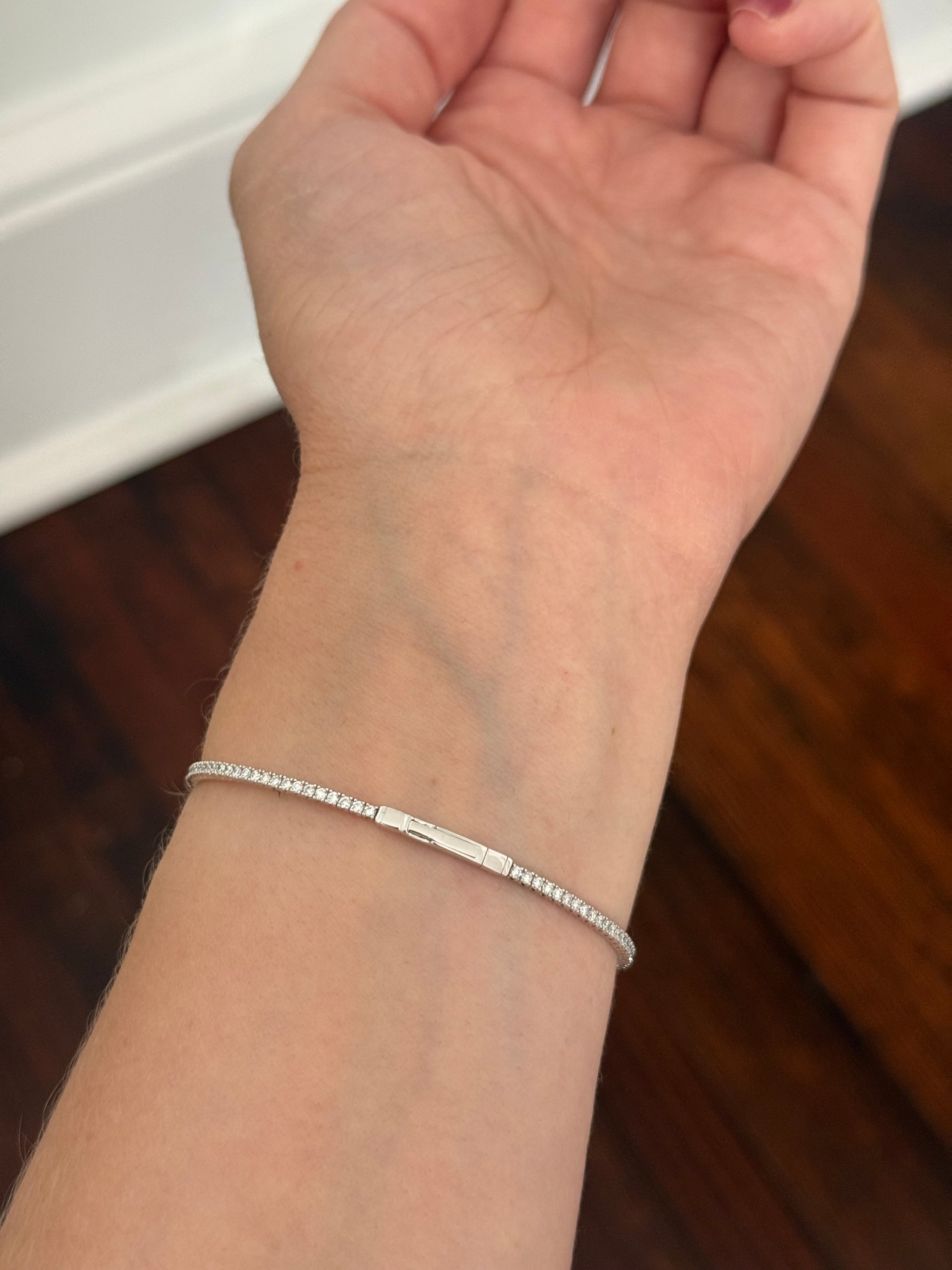 White gold 1.47ct lab diamond flex bracelet