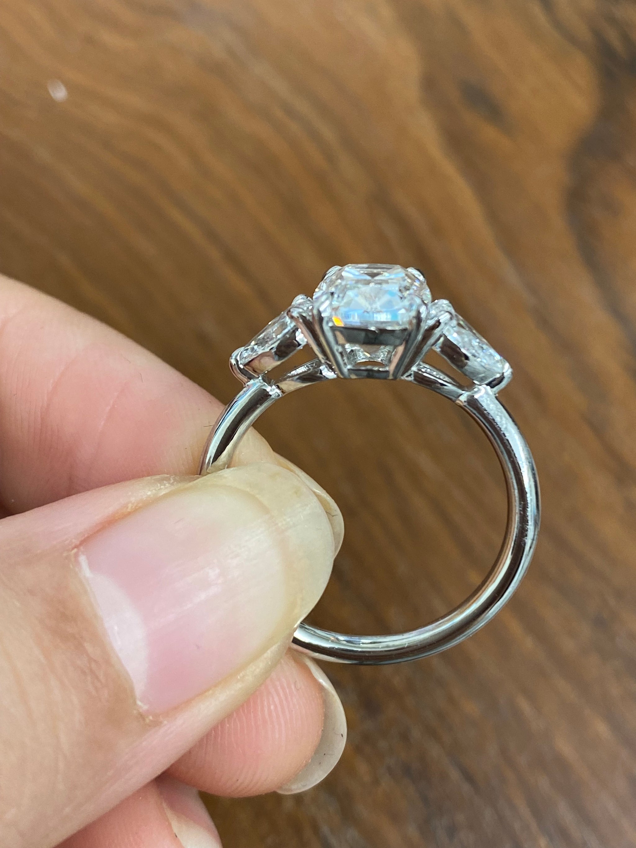 IGI certified 2.50 Ct old mine cut and pear lab diamond ring