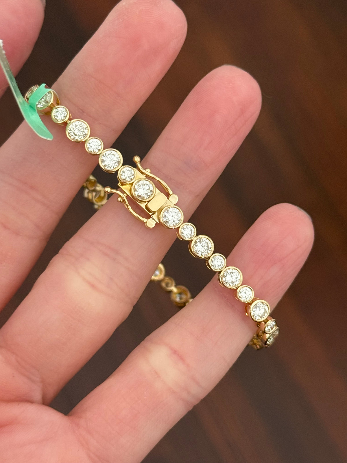 Yellow gold bezel set 5.95ct round natural diamond bracelet