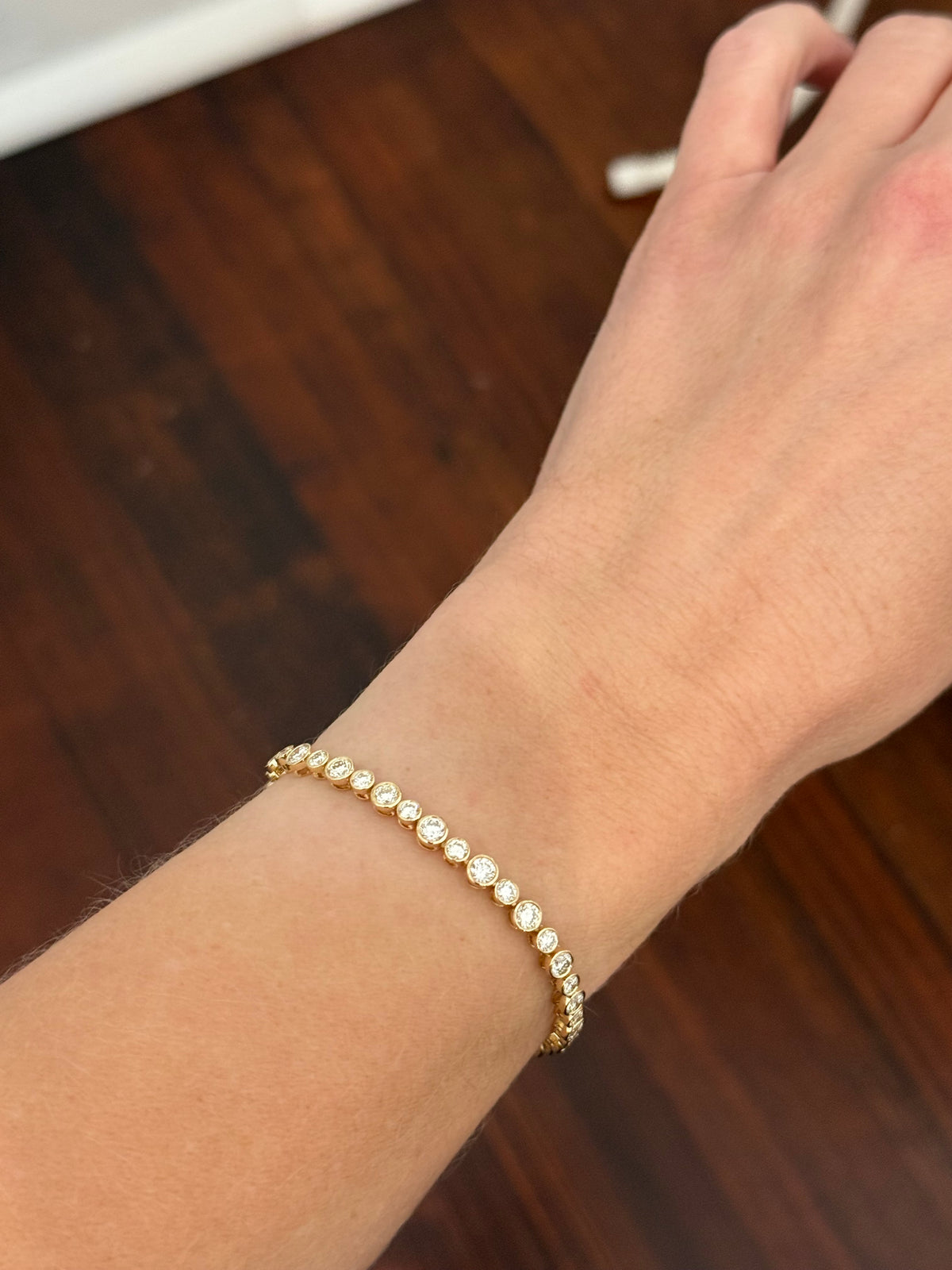 Yellow gold bezel set 5.1ct round natural diamond bracelet