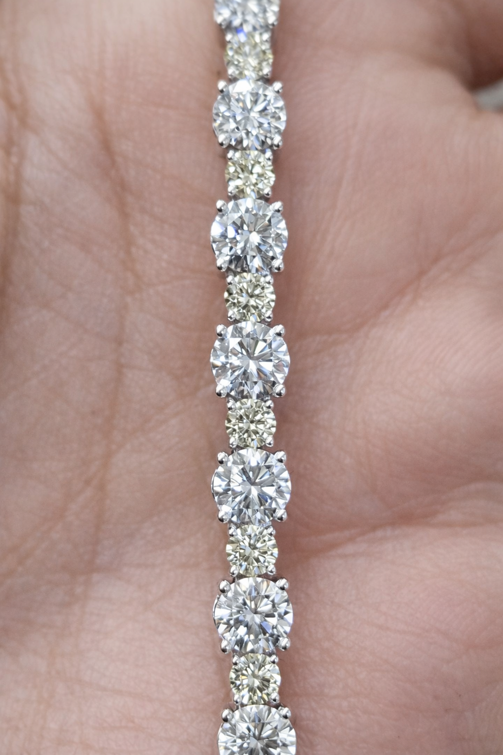 9.24ct Yellow & White Round Lab Diamond 6.75" Bracelet