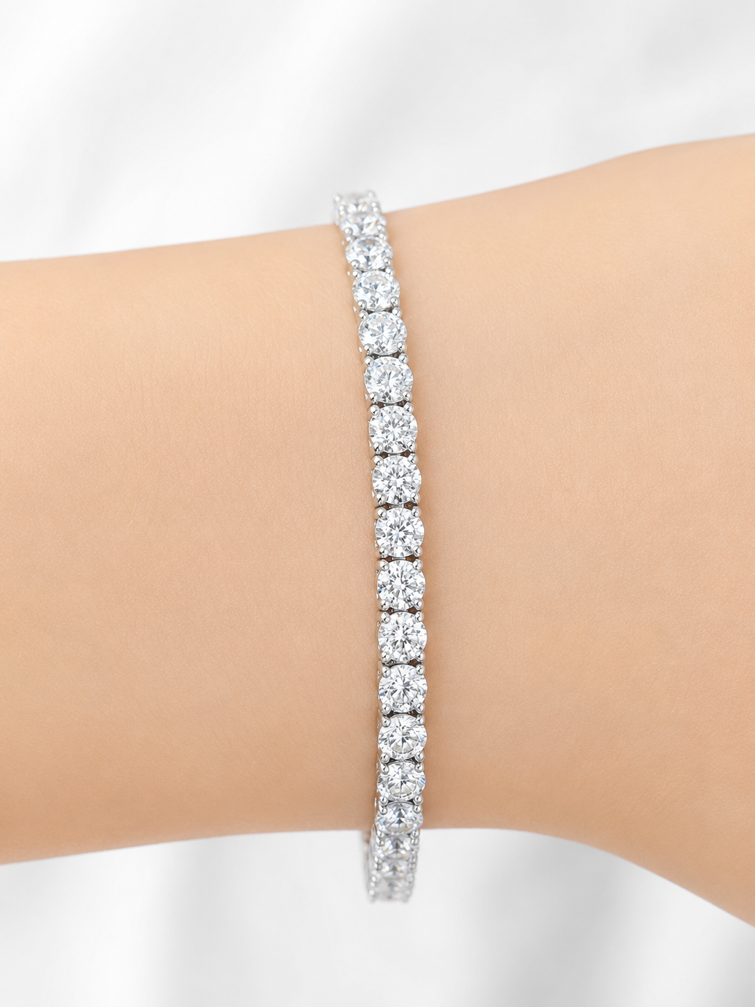 IGI 8.52cttw White Gold Lab Diamond 7" Tennis Bracelet