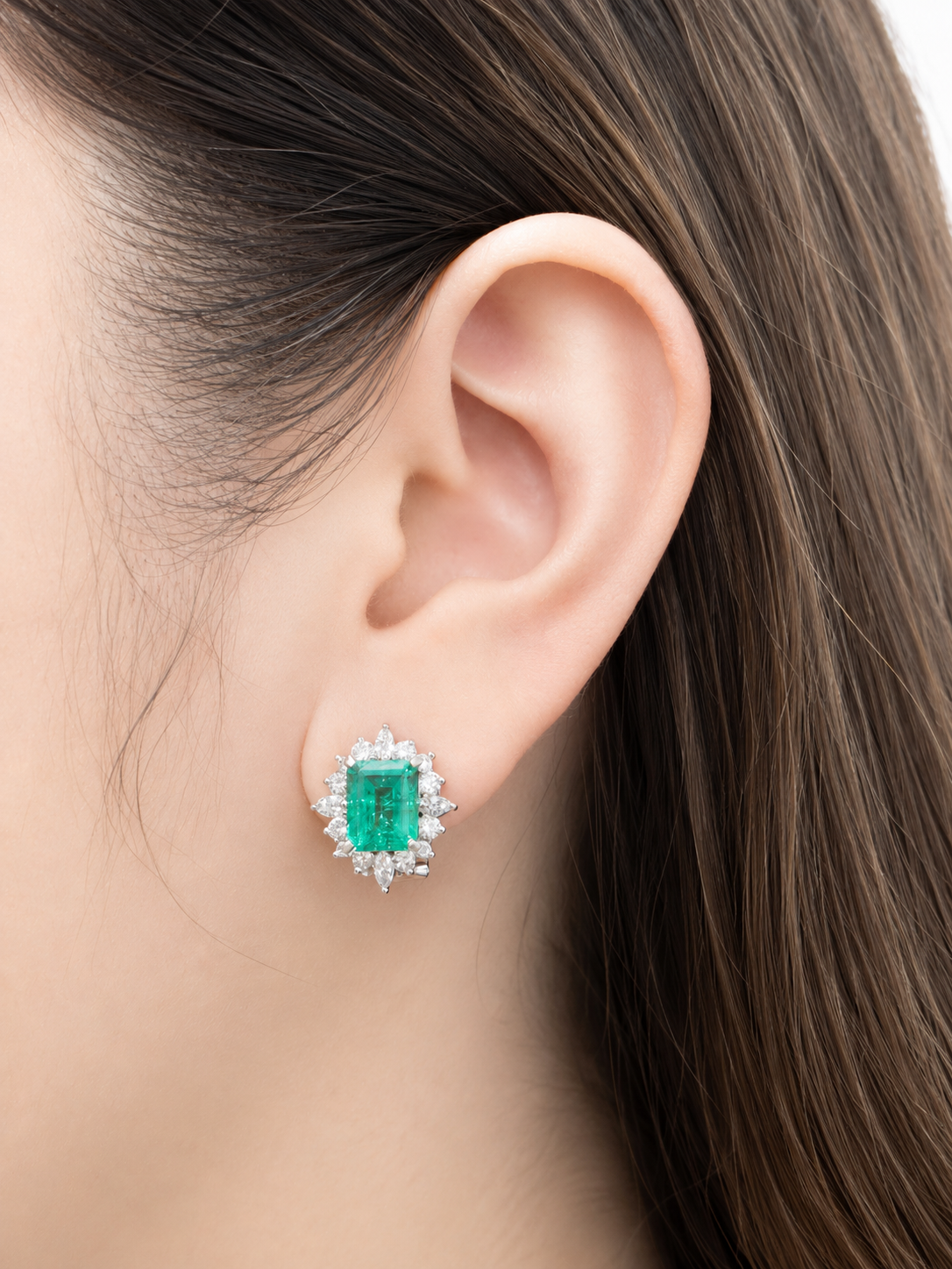 Green Emerald White Gold Earring