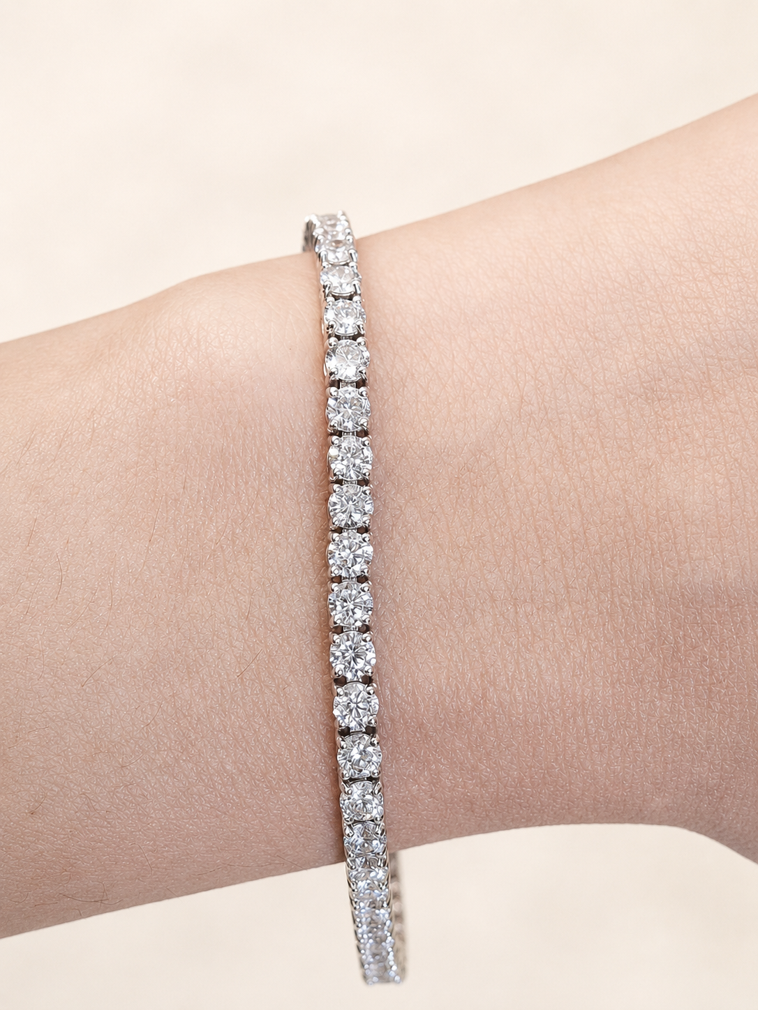 5.6cttw White Gold Lab Diamond 7" Bracelet