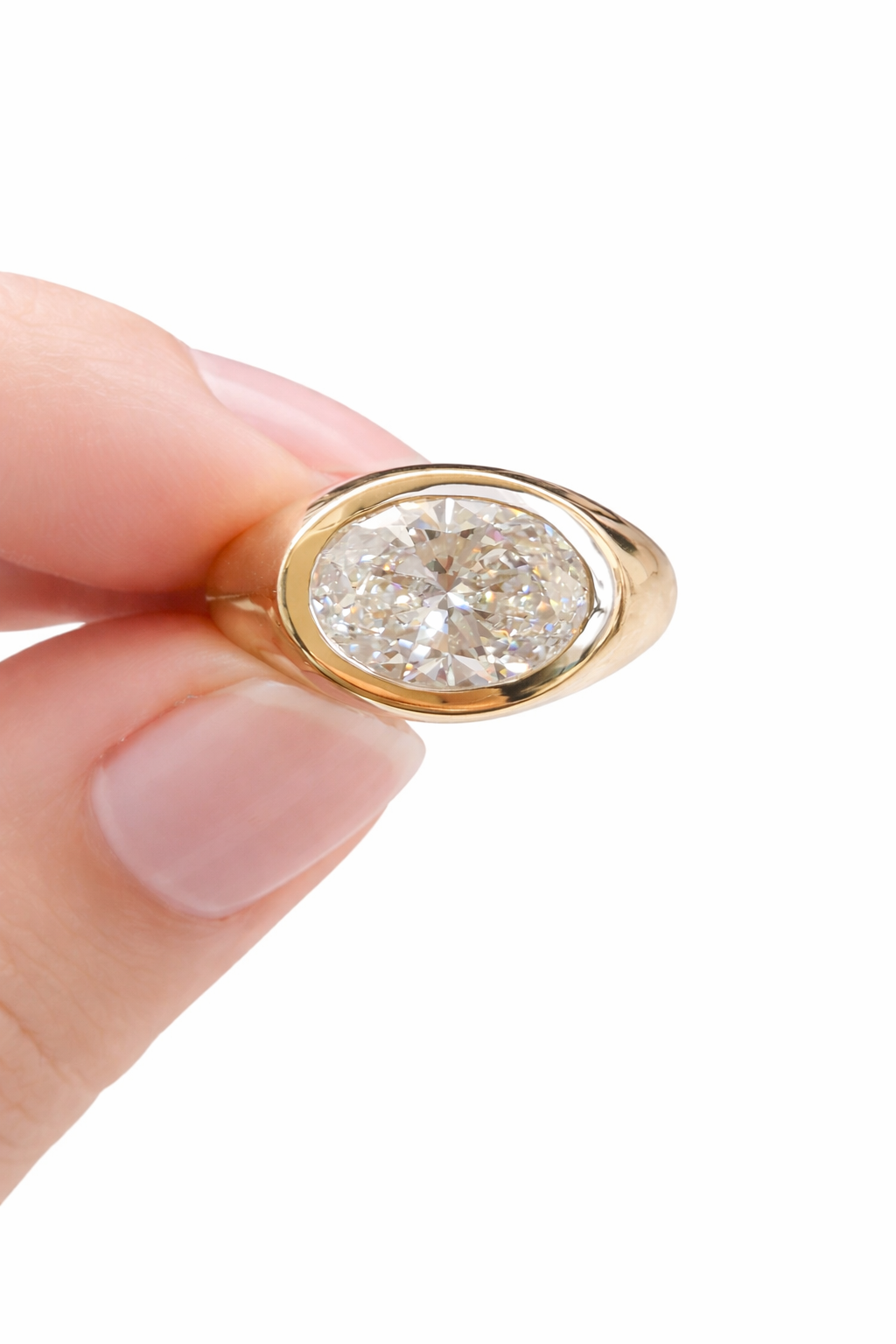 2.51cttw Oval Bezel Ring in Yellow Gold