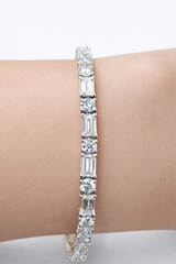 9.057CTTW EMERALD & ROUND 7" LAB DIAMONDS TENNIS BRACELET