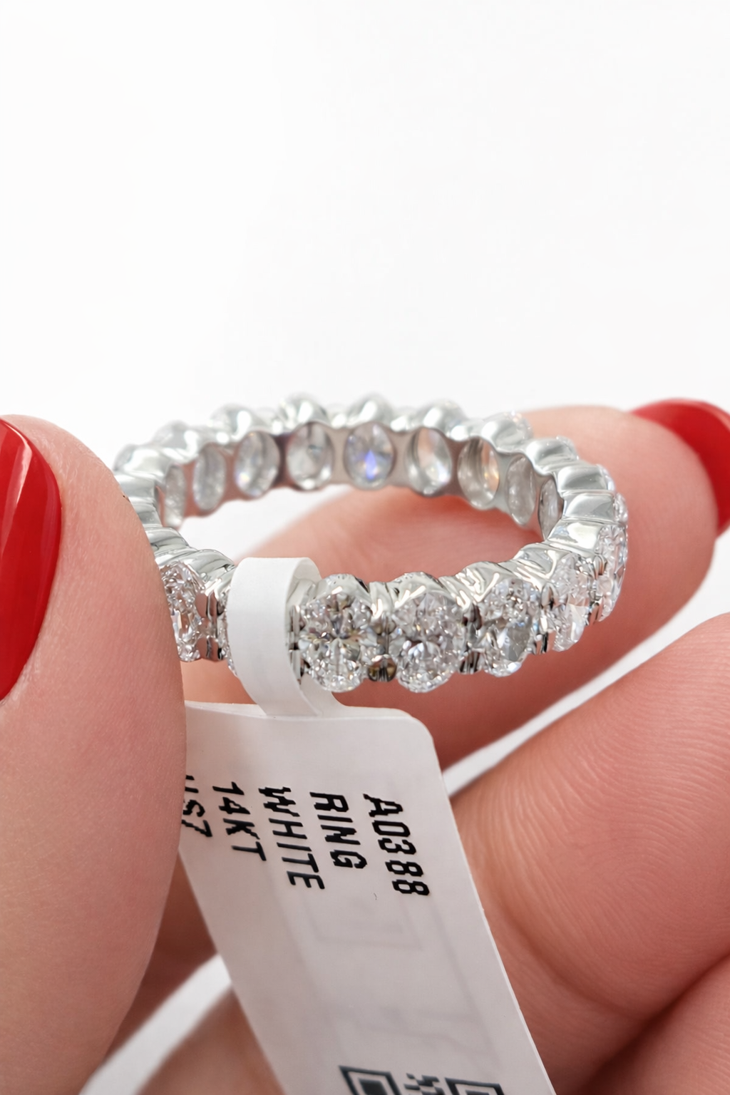 2.9CTTW OVAL LAB DIAMOND ETERNITY BAND