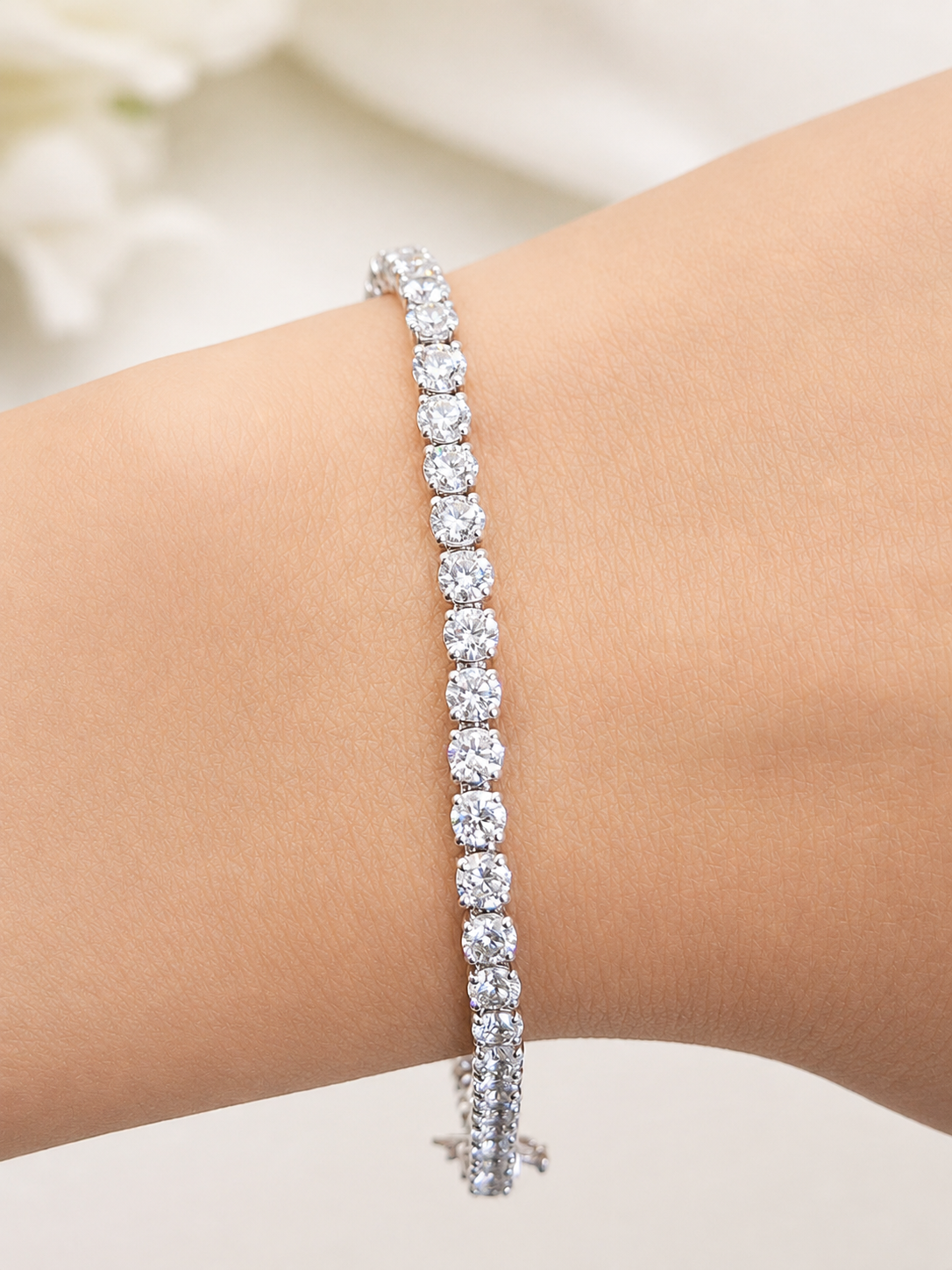 5.22cttw White Gold Lab Diamond 7" Bracelet