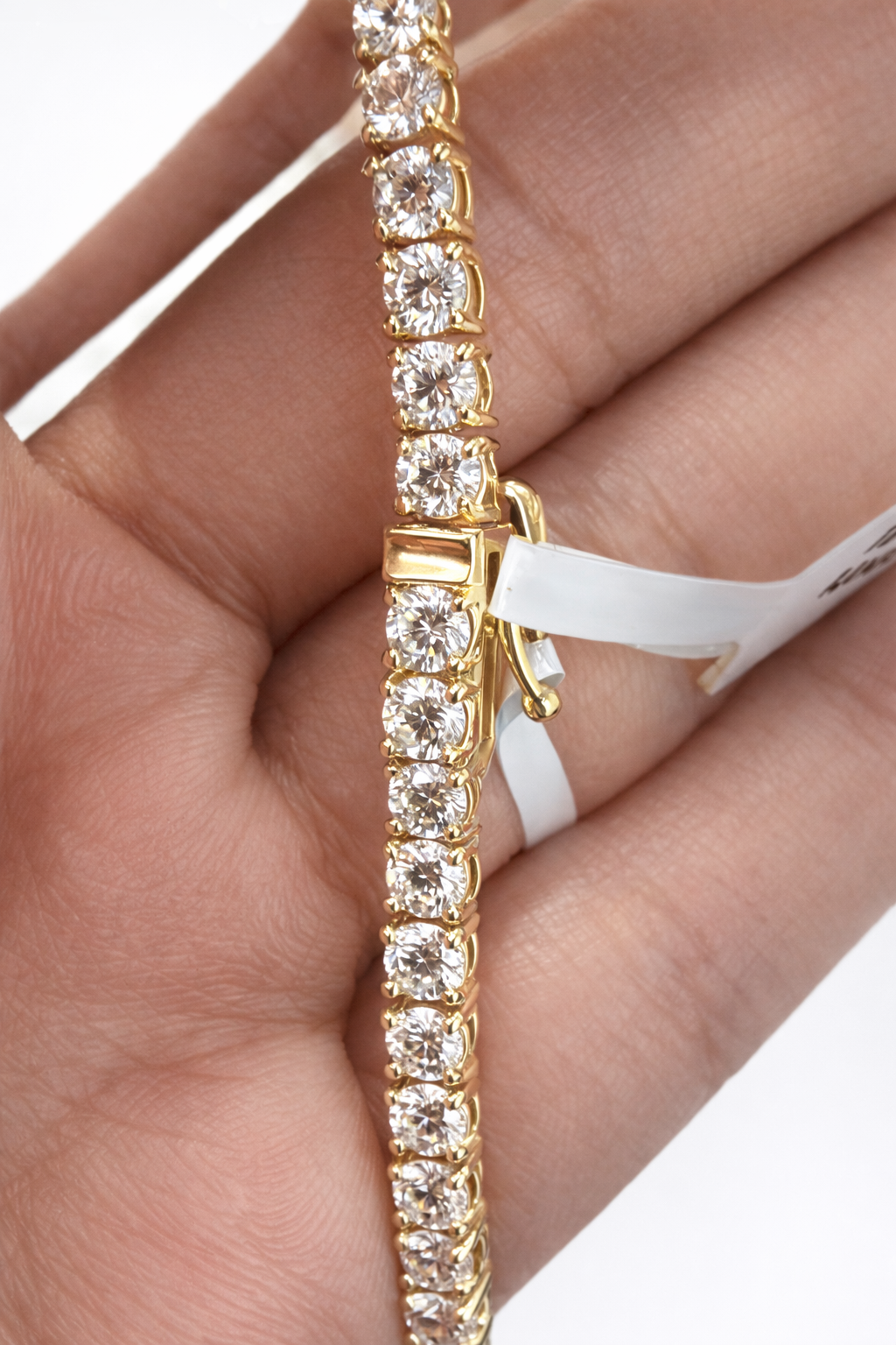 IGI Certified 14.39ct lab Diamond 17" Tennis Necklace in Yellow Gold