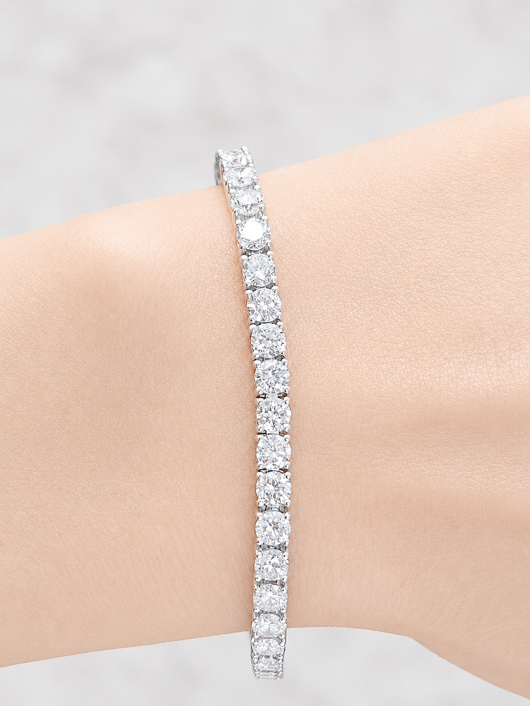 7.90cttw "Stronger Link" White Gold Lab Diamond 7" Tennis Bracelet