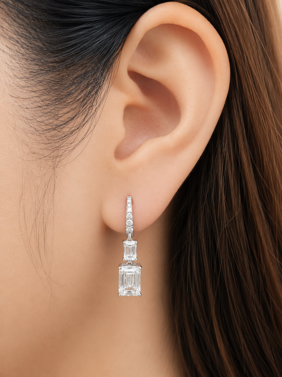 IGI White Gold Emerald Shaped Lab Diamond Dangle Earring