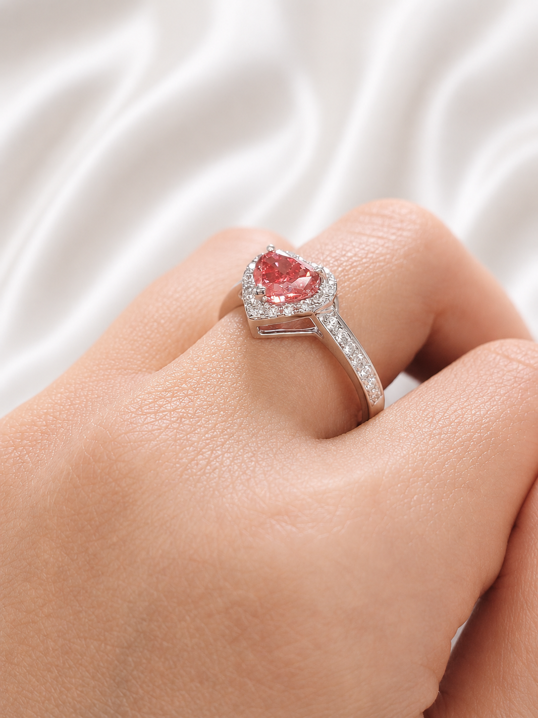 1.47ct White Gold Pink Heart Shape Lab Diamond Ring