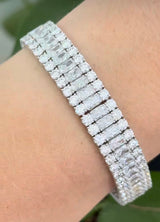 White gold 27.72ct radiant and round lab diamond bracelet