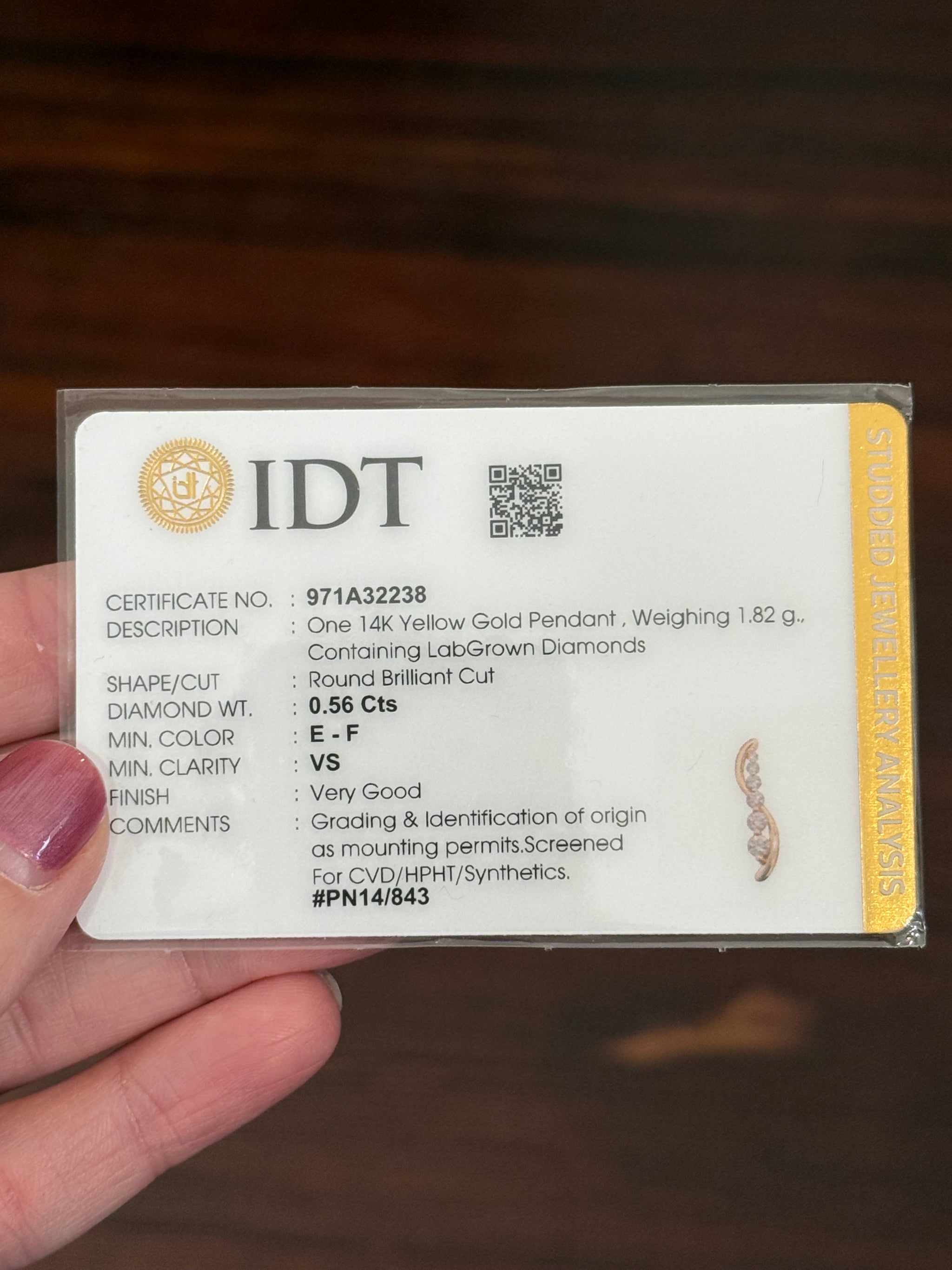 Yellow gold lab diamond pendant. Includes IDT Certificate