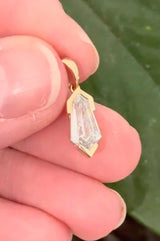 Yellow gold 1.5ct kite shape lab diamond pendant