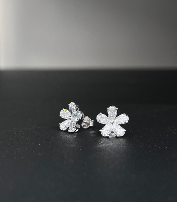 *Premade* 2.34 cttw Pear-shaped Lab Diamonds Flower Earrings