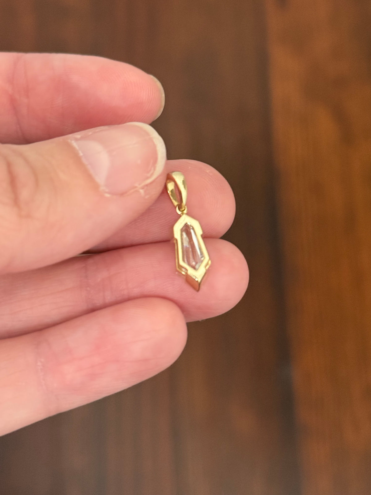Yellow gold 1.5ct kite shape lab diamond pendant