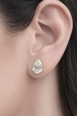 4.00cttw Pear Shaped Yellow Gold Lab Diamond Stud