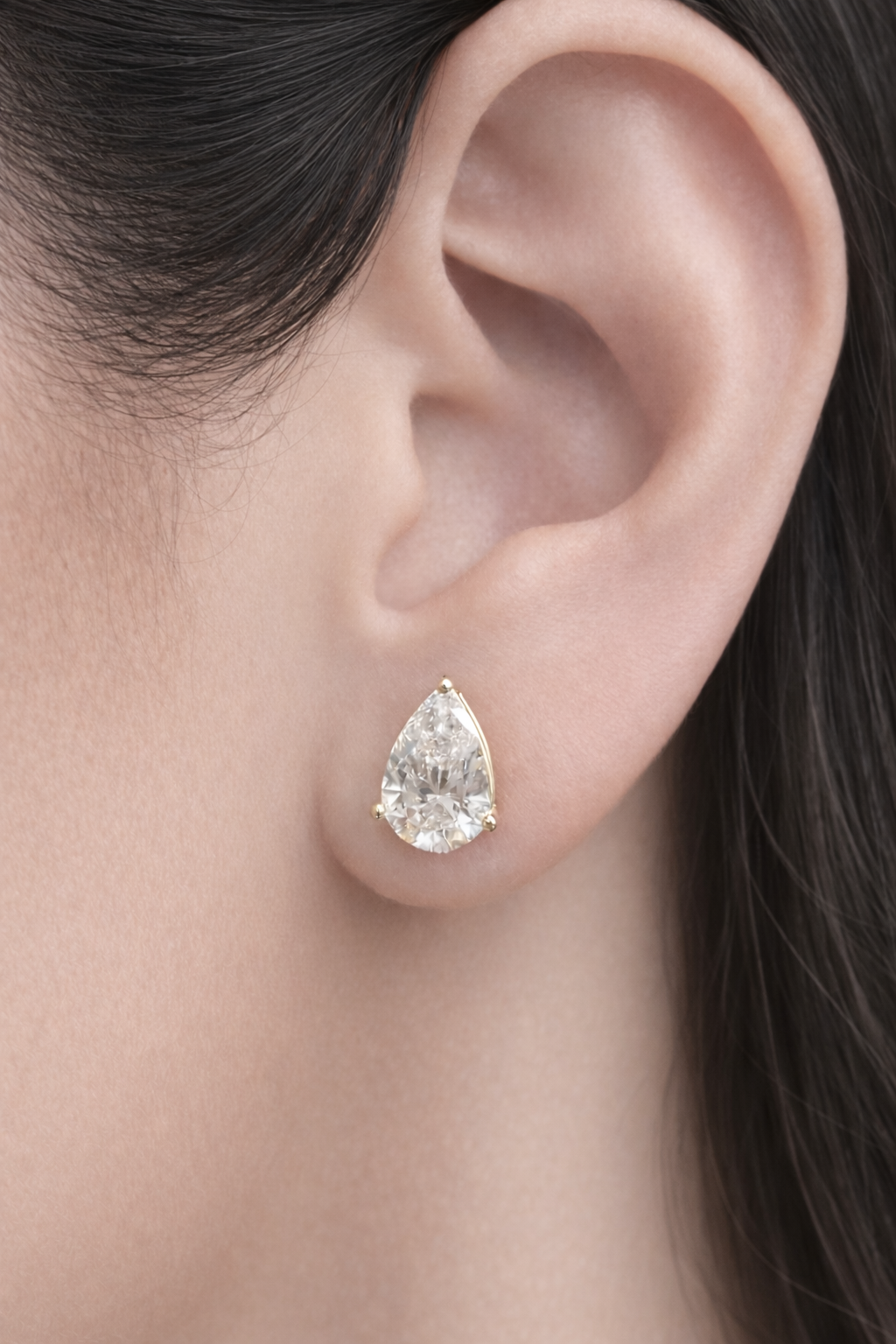 4.00cttw Pear Shaped Yellow Gold Lab Diamond Stud