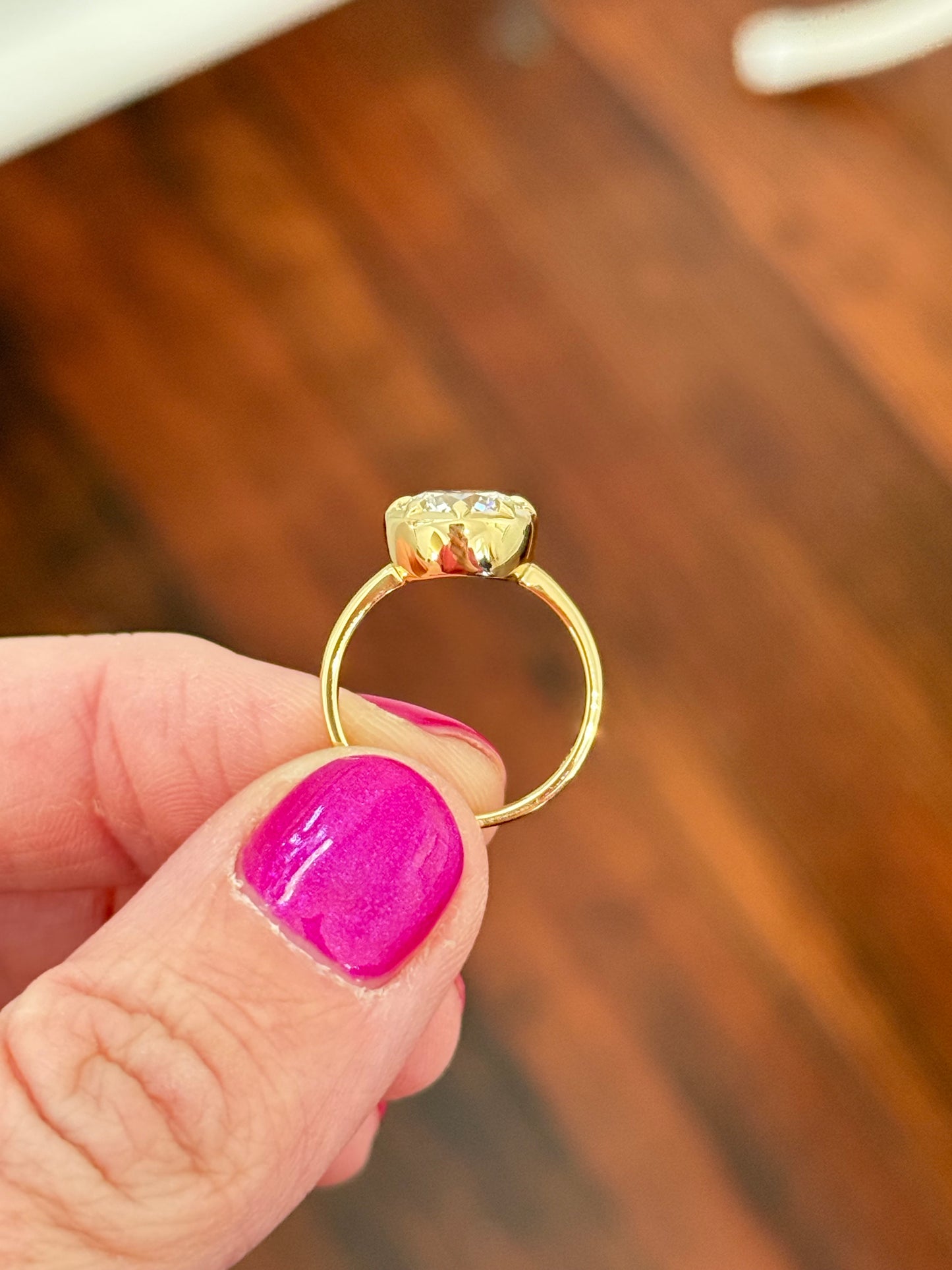 Yellow gold IGI certified 2ct round lab diamond ring