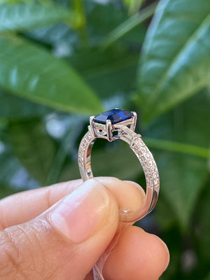 14k 0.43 ctw Diamonds with 1.45 ct Sapphire Ring
