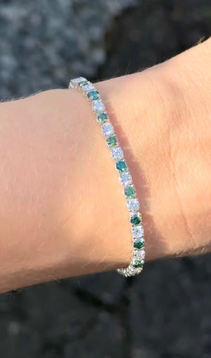 6.77 ct green and white lab diamond tennis bracelet