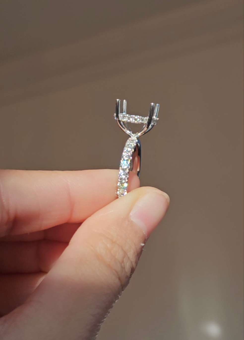 18k white  gold  engagement ring setting