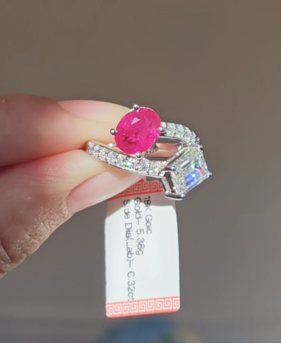 18k  Natural Ruby  and Lab Emerald Ring