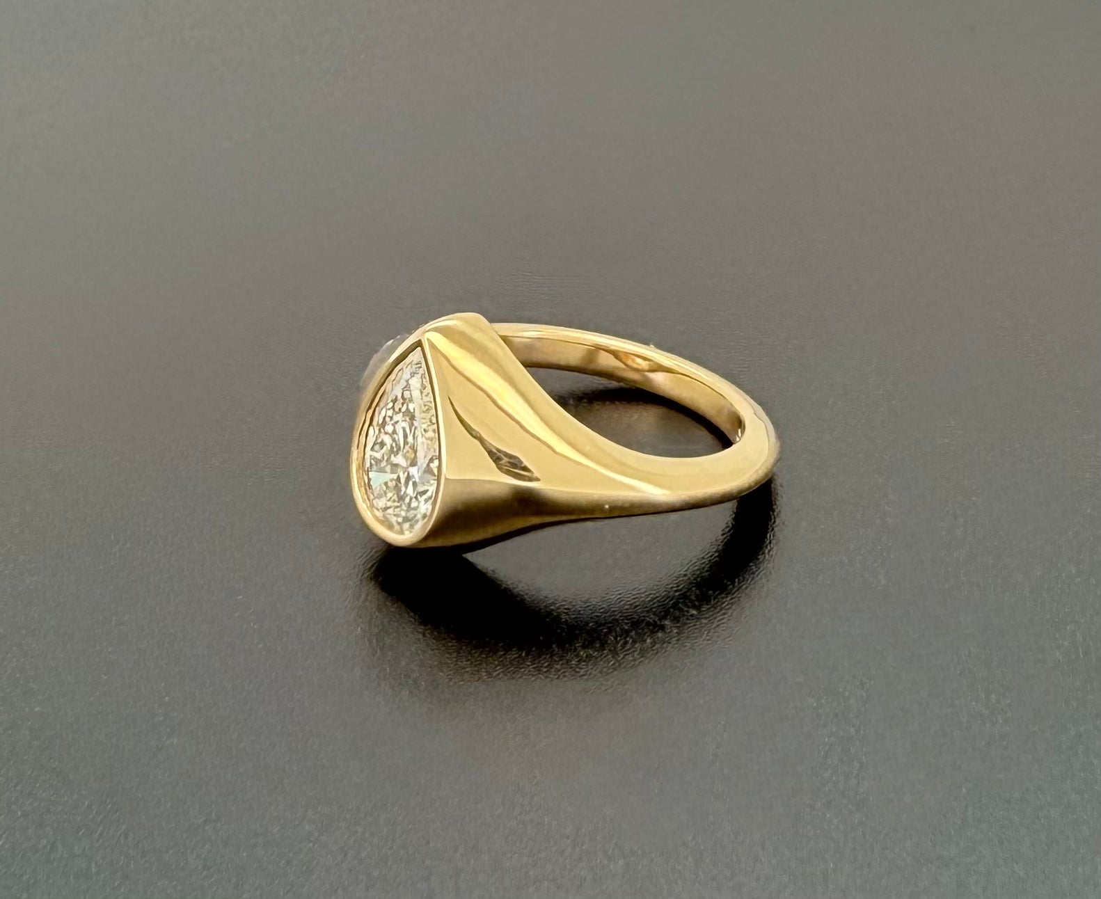 IGI-Certified 1 CT Pear Bezel Lab-Grown Diamond Ring