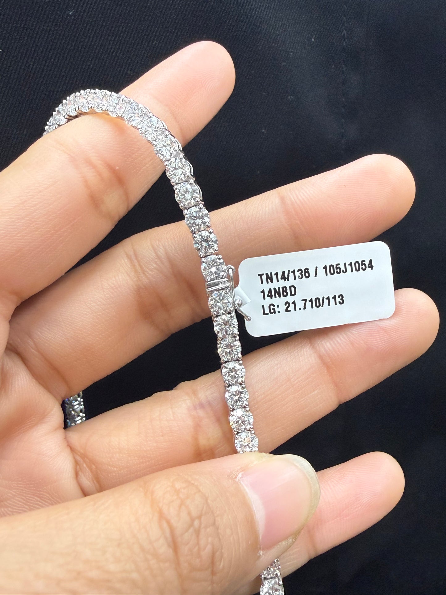 21.710 cttw Lab 17.5 inches White Gold Tennis Necklace