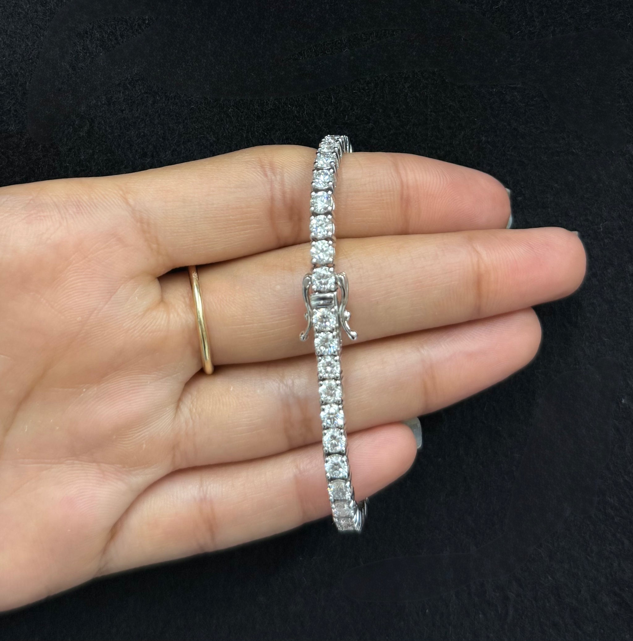 6.04 cttw Lab 6 inches White Gold Tennis Bracelet