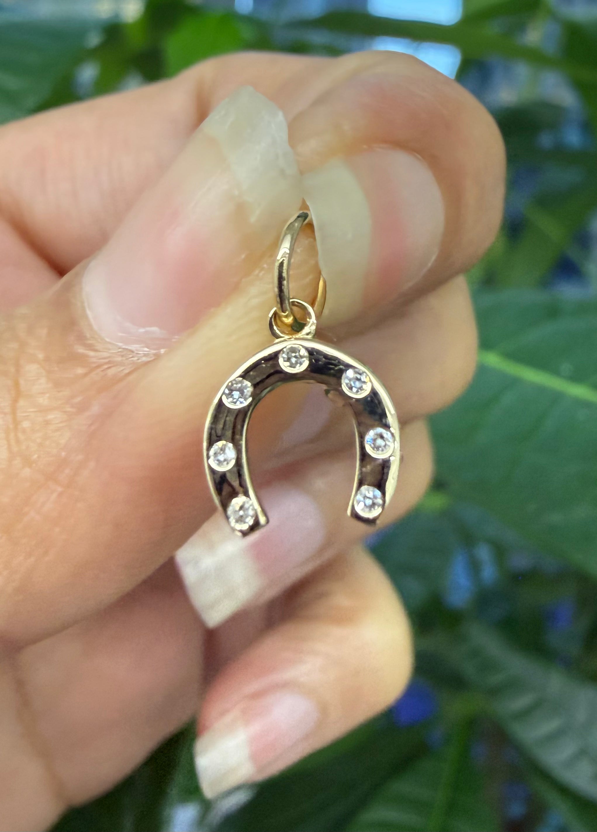 Horseshoe Pendant 14k