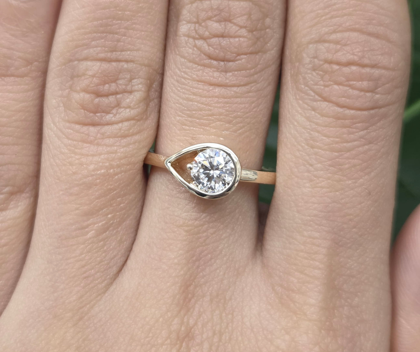 Side Eye 14K Lab Diamond Ring