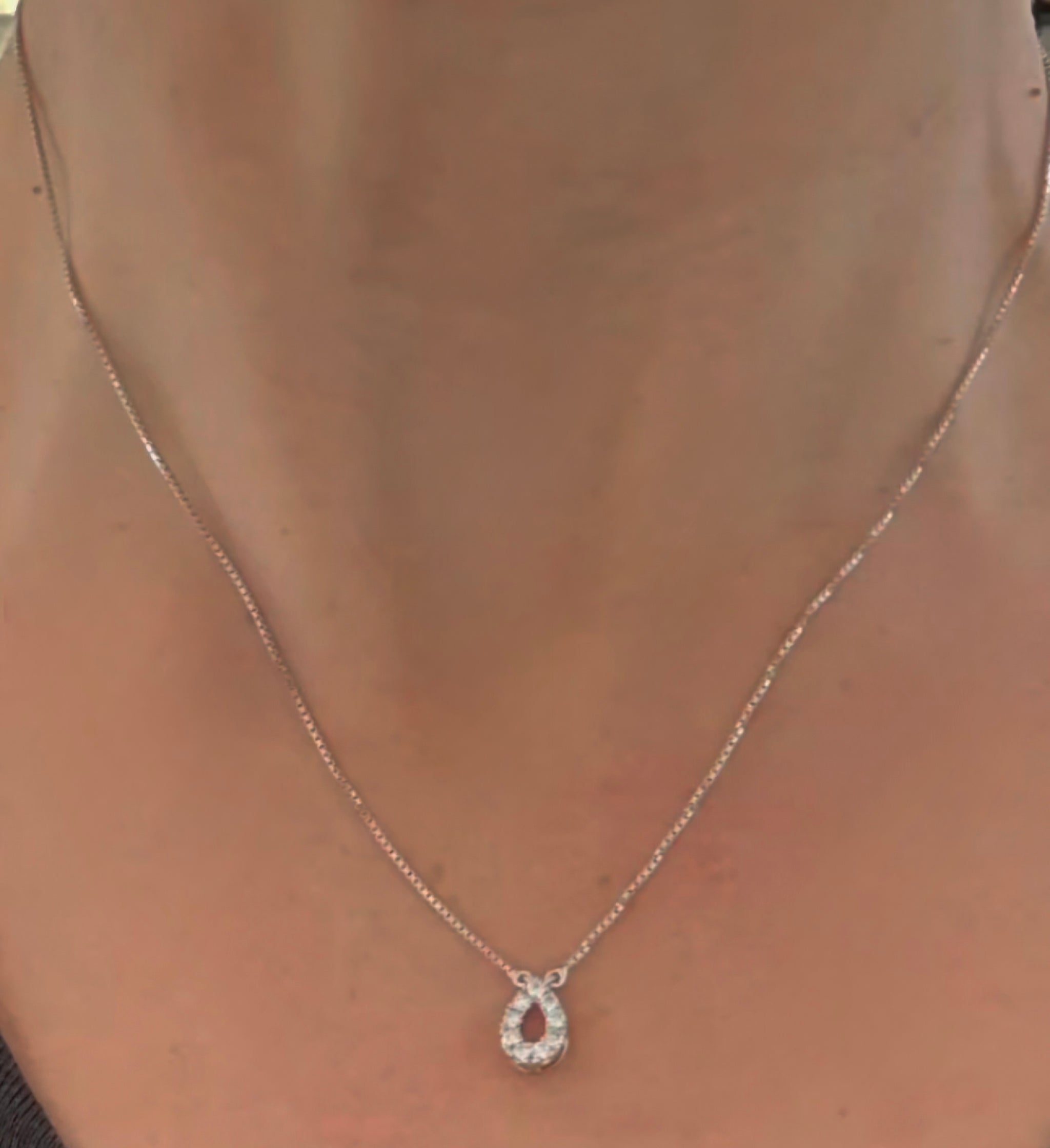 White Gold Necklace with Round Lab Diamond in Pear Shape