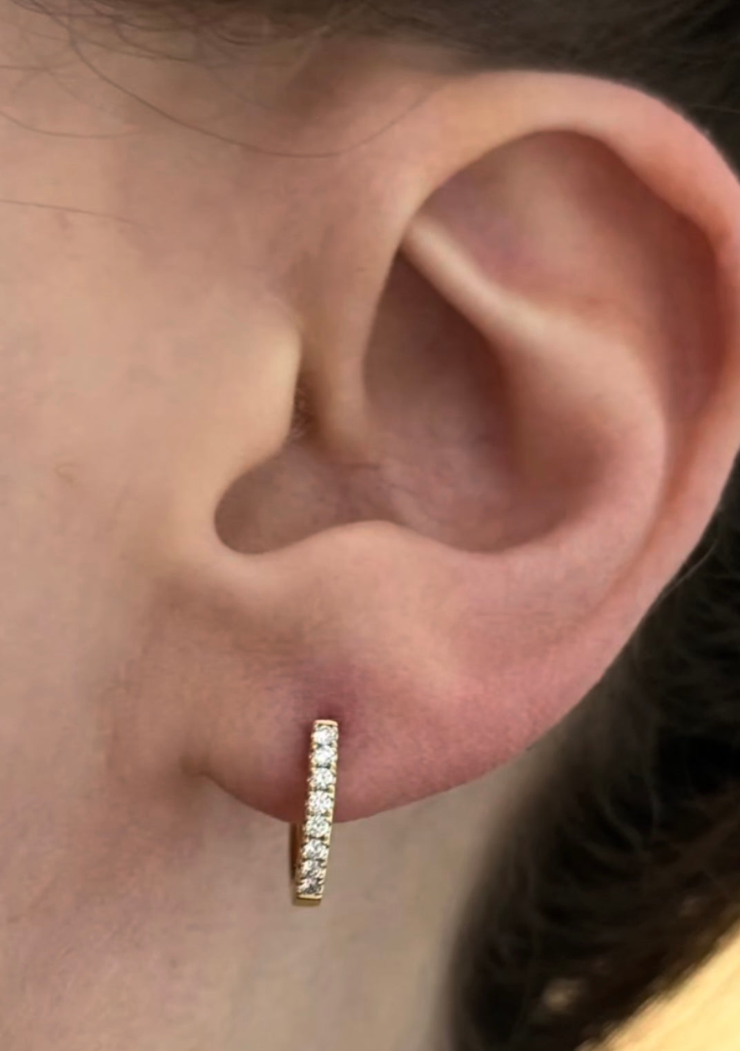 0.19ct Lab Diamond oval Huggies