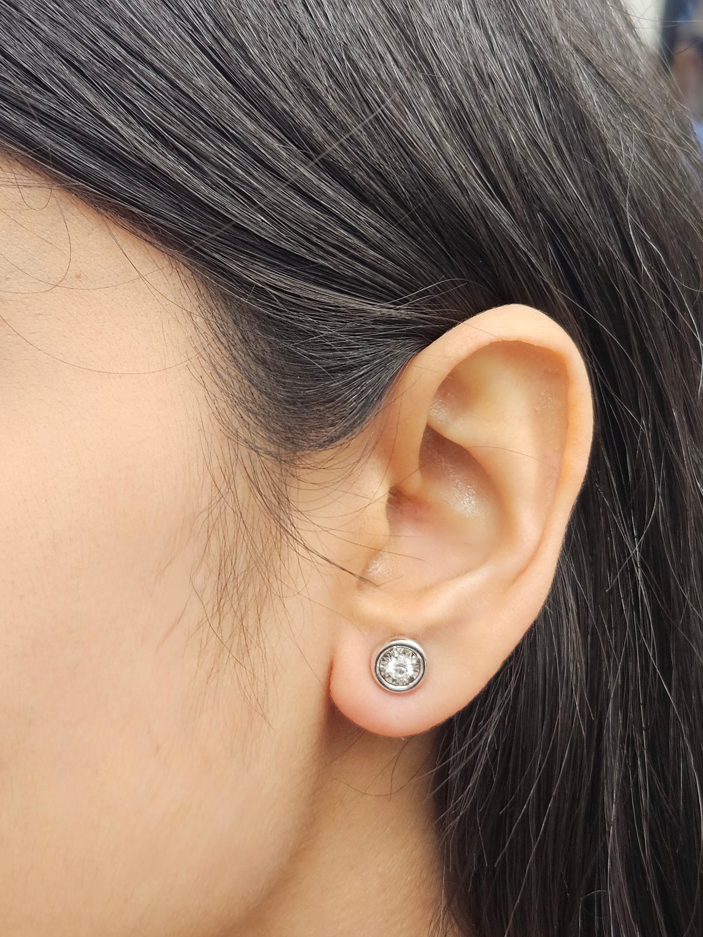 Natural Diamond Ilusion Studs