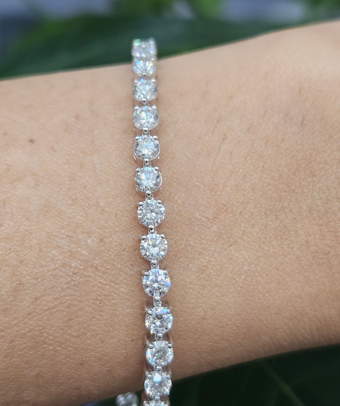 14K White Gold 3 Prongs 7" Tennis Bracelet