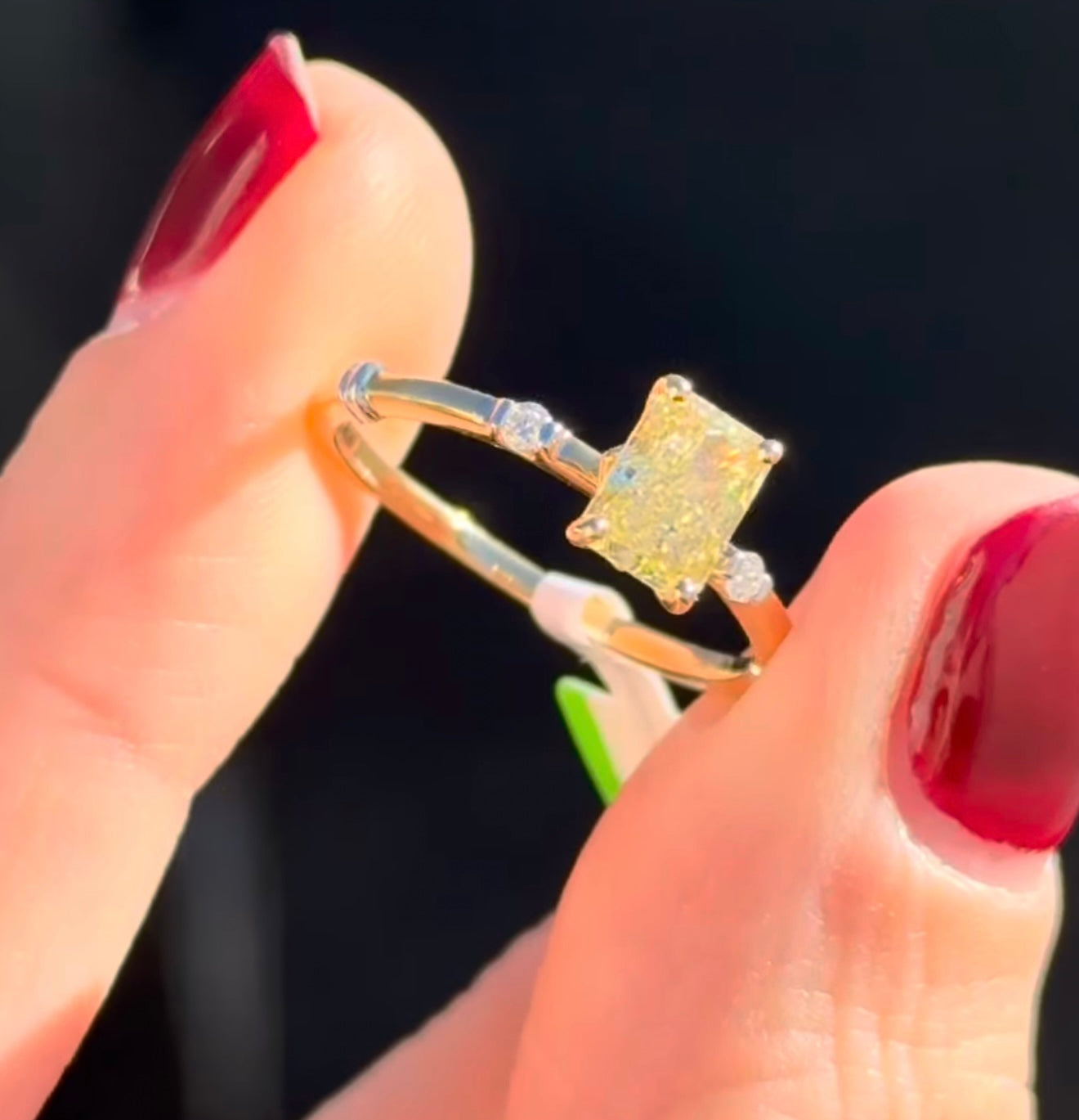 Yellow Gold With Yellow Radiant Lab Diamond Ring