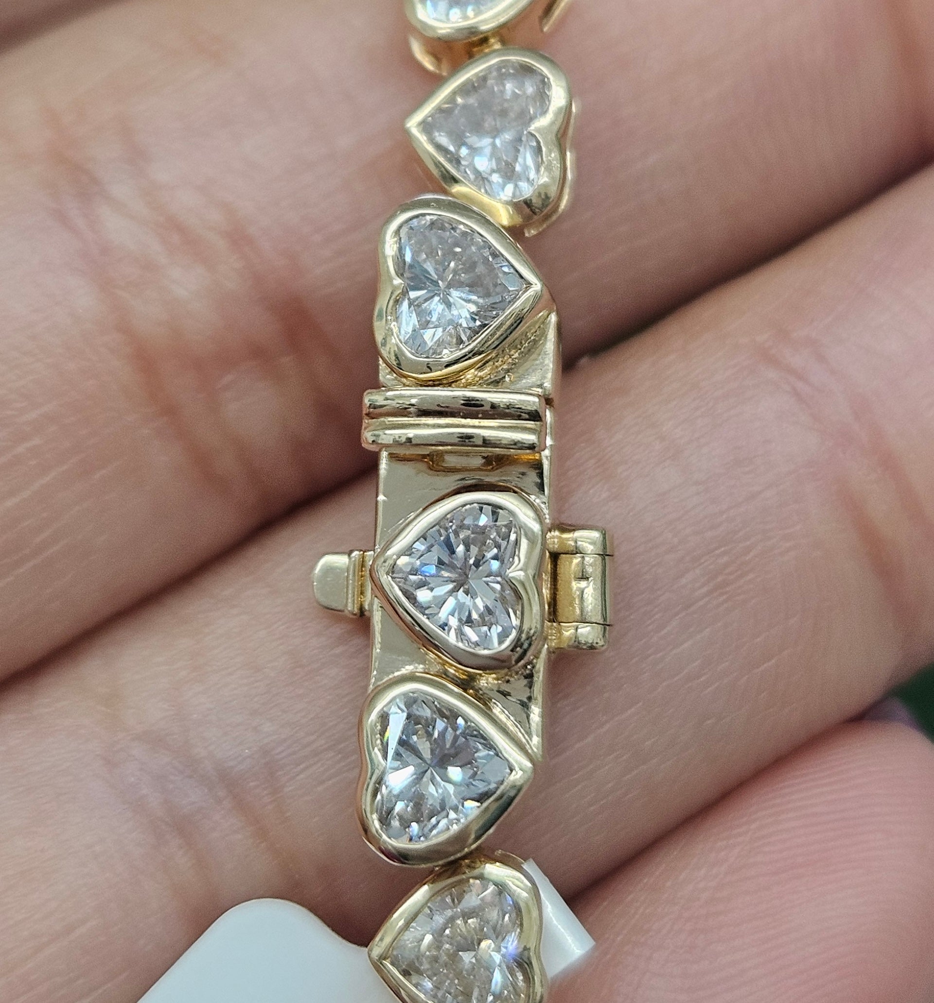 14KT Heart Shaped Bezel Set 7" Lab Diamond Bracelet