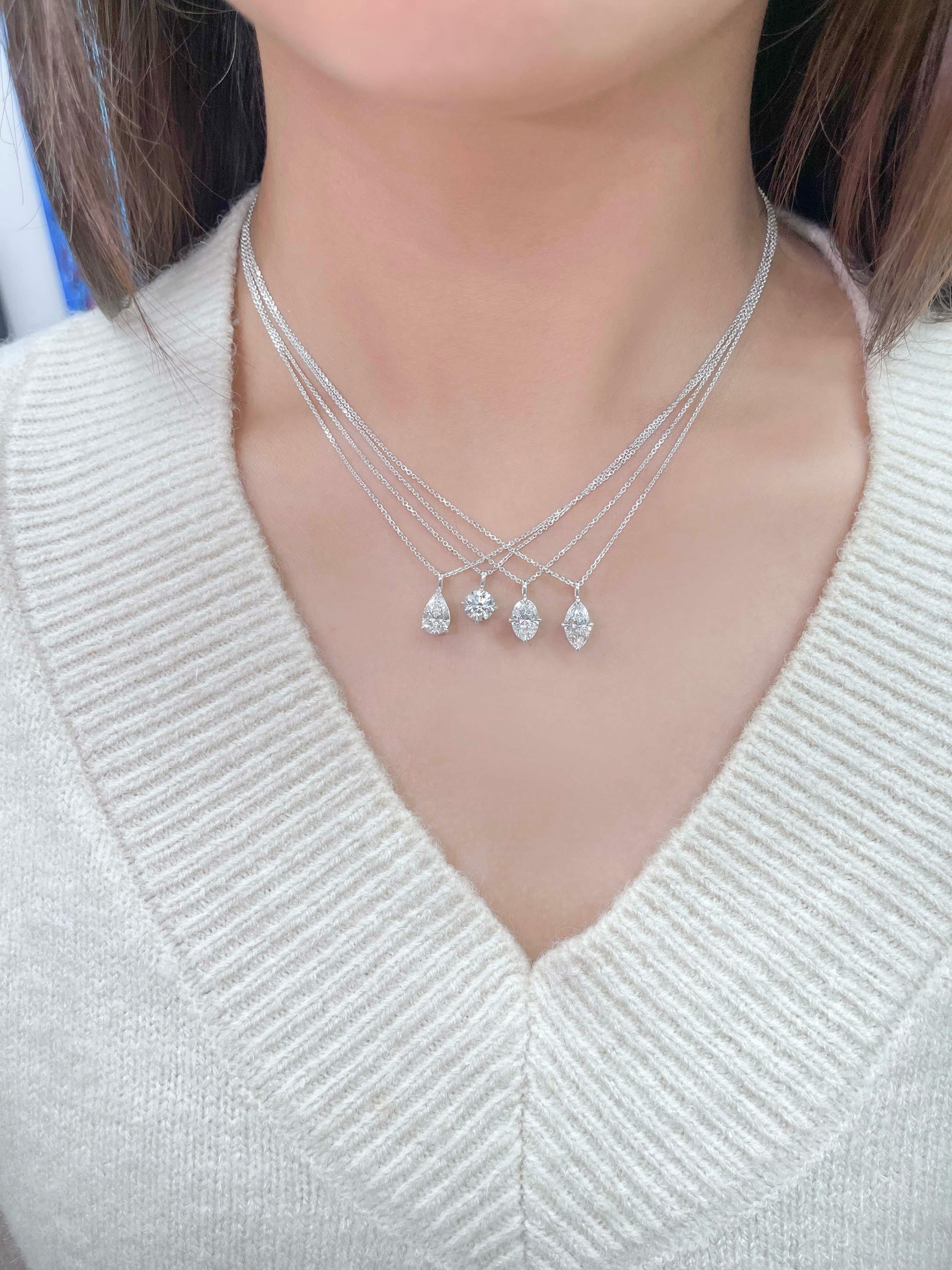 IGI-Certified 1 CT Diamond Grown Diamond Pendant with chain