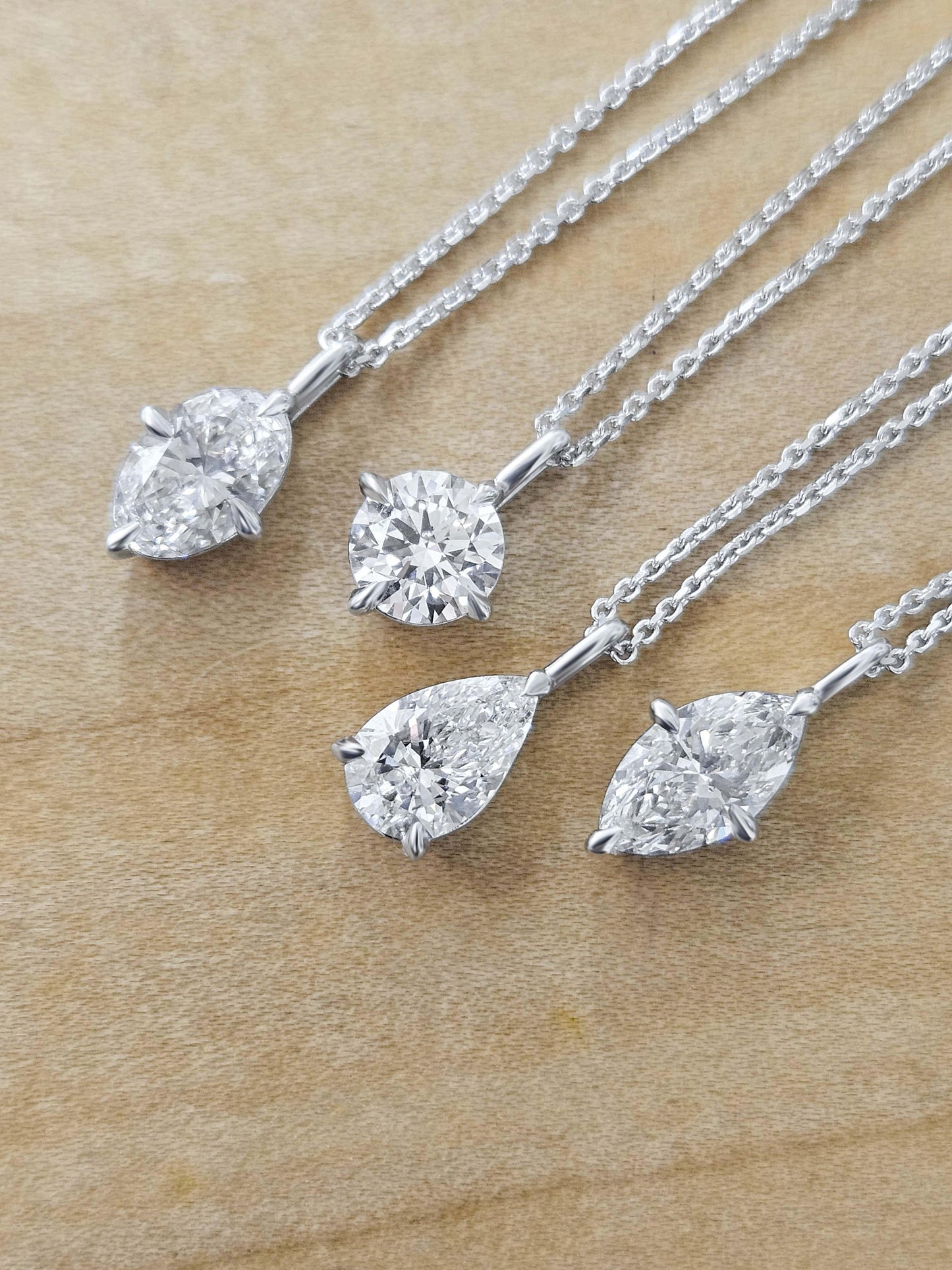 IGI-Certified 1 CT Diamond Grown Diamond Pendant with chain