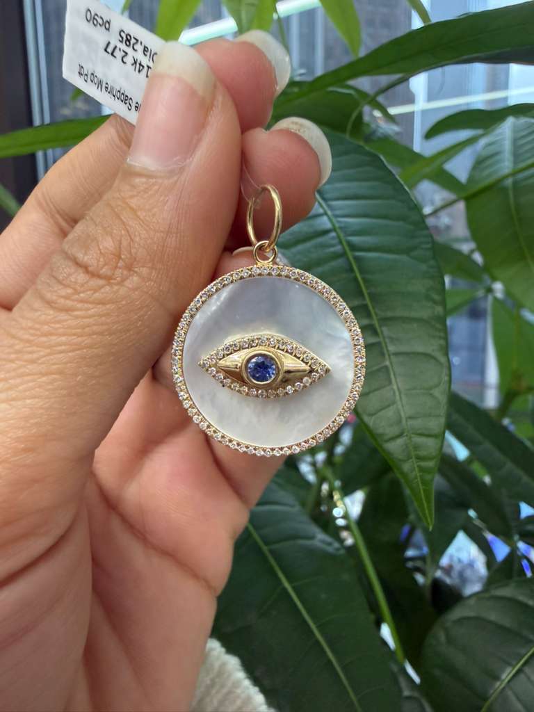 14KT Yellow Gold Blue Sapphire Pendant