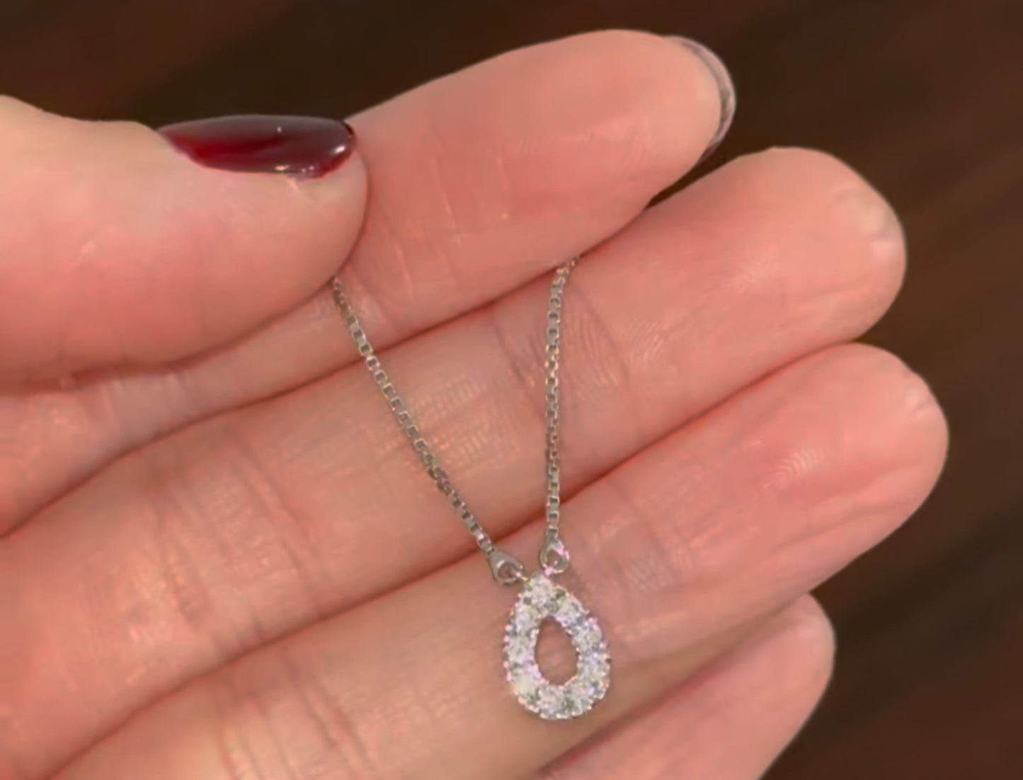 White Gold Necklace with Round Lab Diamond in Pear Shape