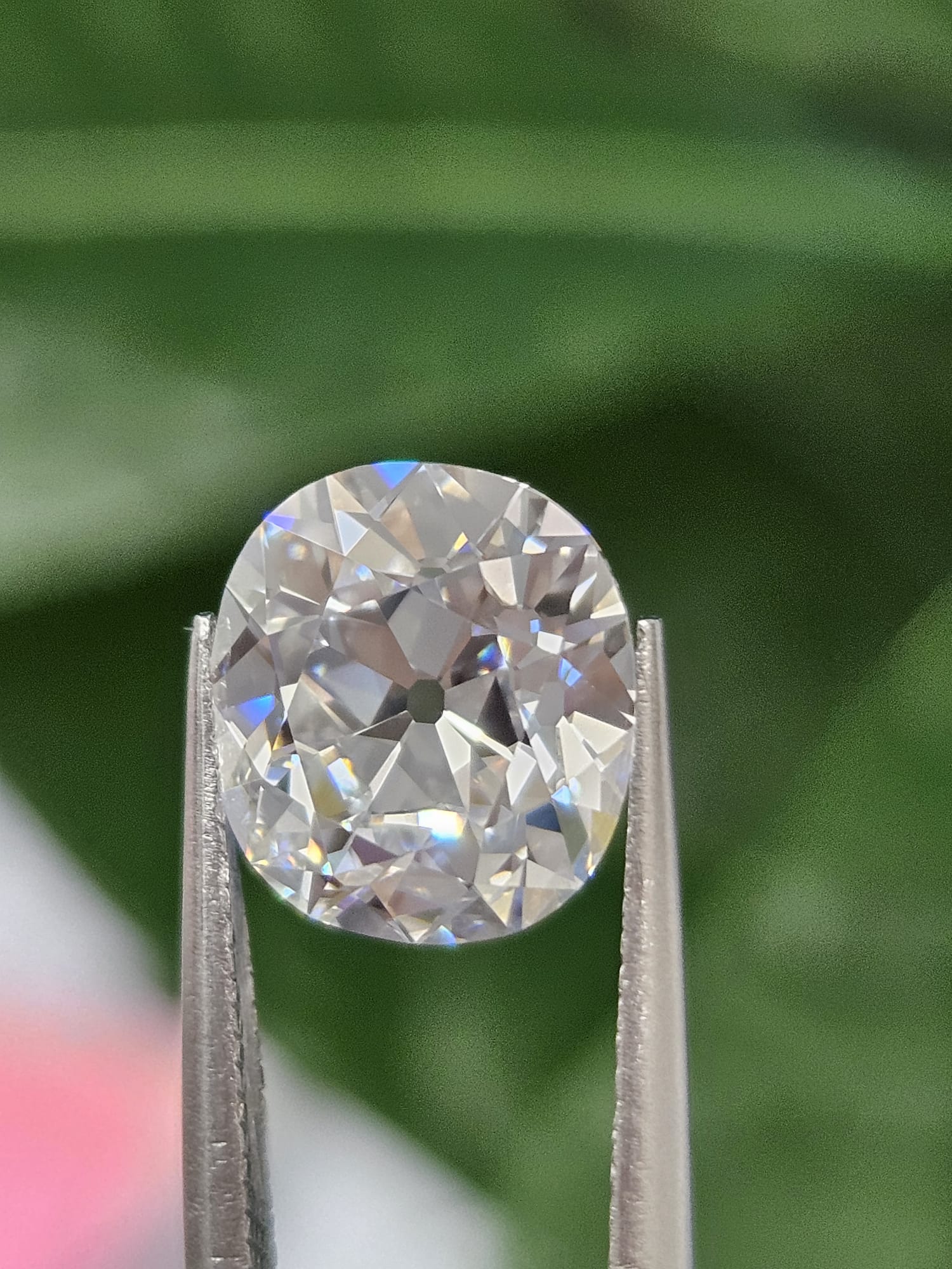 2.57ct E VVS2 Cushion
