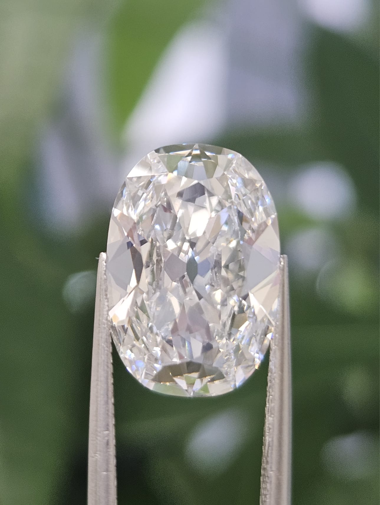 IGI 5.05ct Antique Cushion Flat OMC E VS1