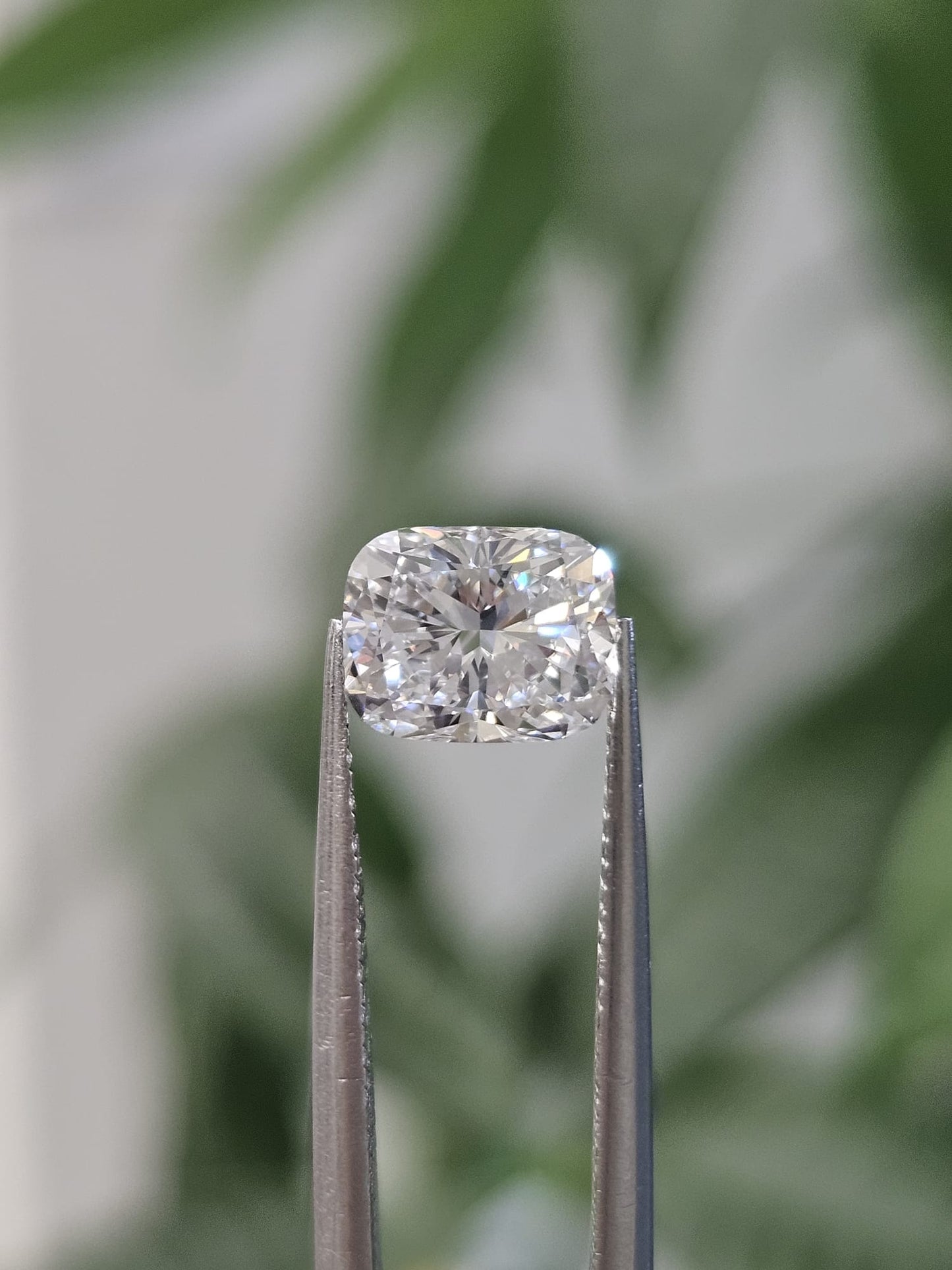 IGI 1.08CT CUSHION E VS1