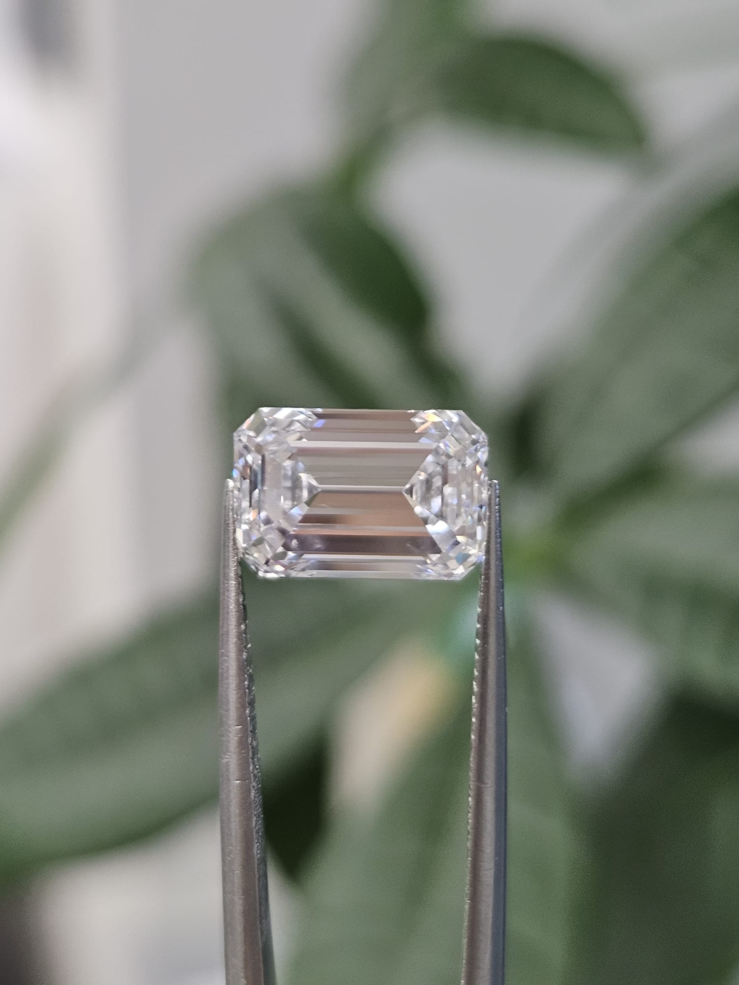 IGI 3.08CT EMERALD D VS1