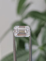 IGI 2.56CT EMERALD E VS1