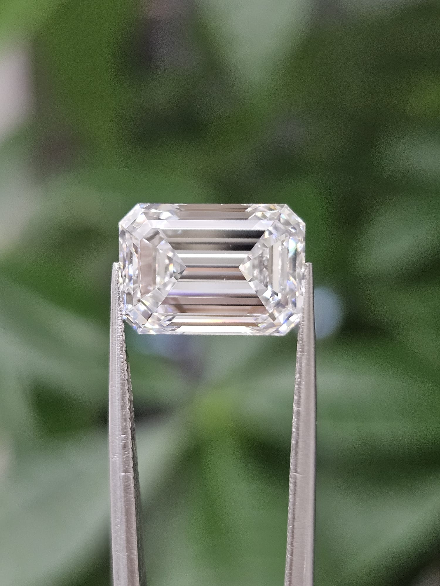 IGI 4.03CT EMERALD D VS1