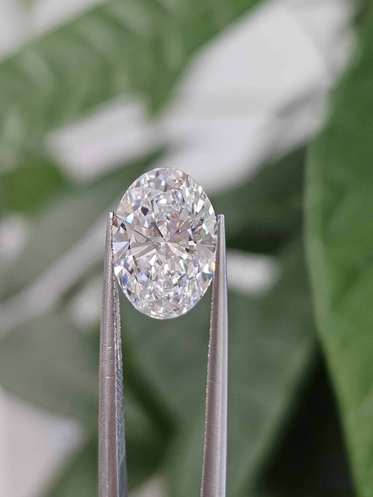 IGI 2.70CT OVAL E VS1